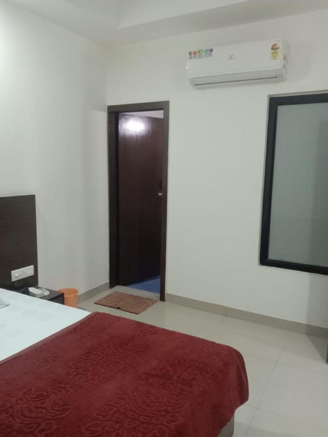 Supreme Guest House By Wb Inn Agra  Kültér fotó