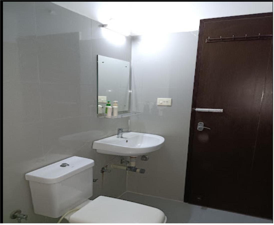 Supreme Guest House By Wb Inn Agra  Kültér fotó