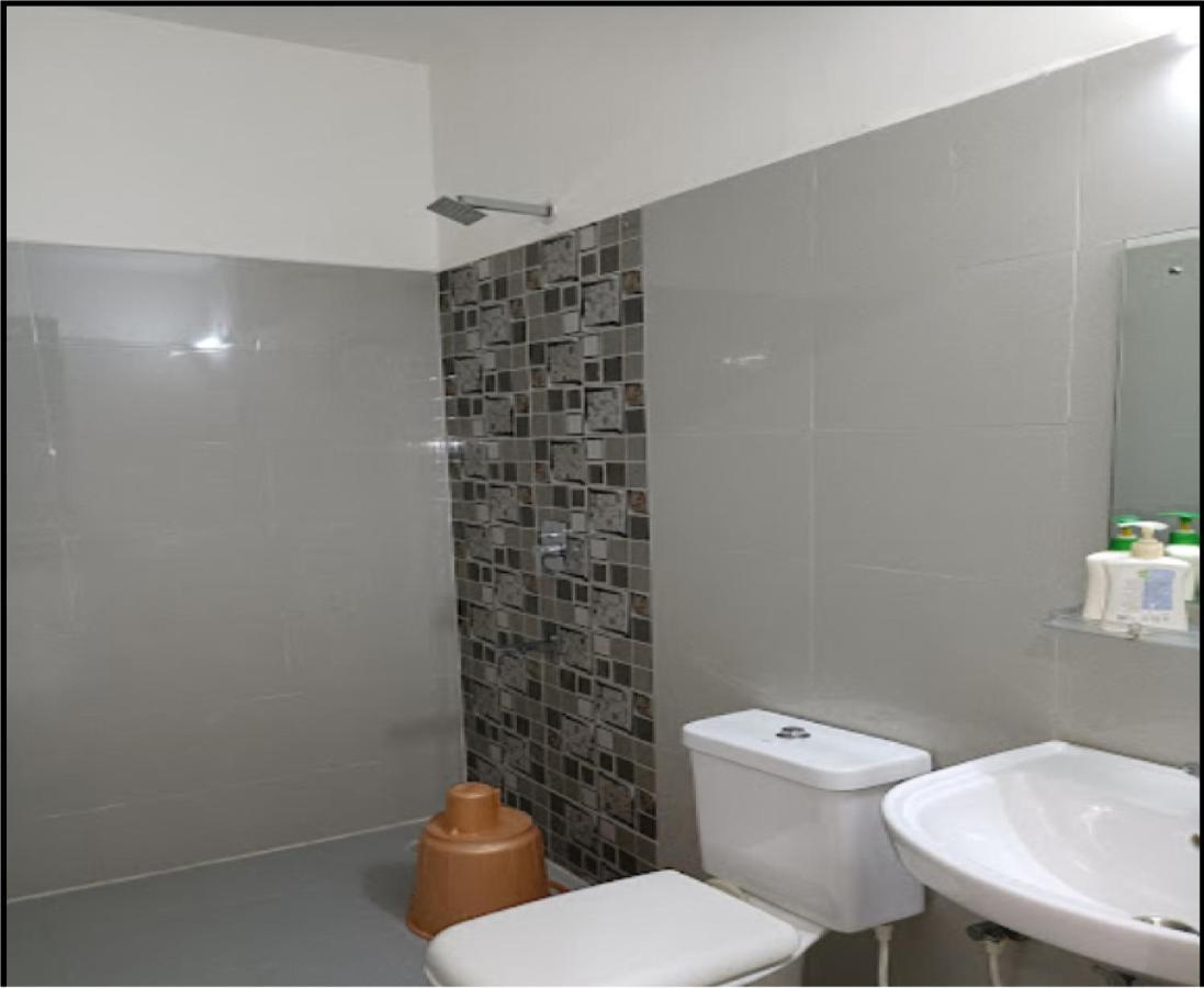 Supreme Guest House By Wb Inn Agra  Kültér fotó
