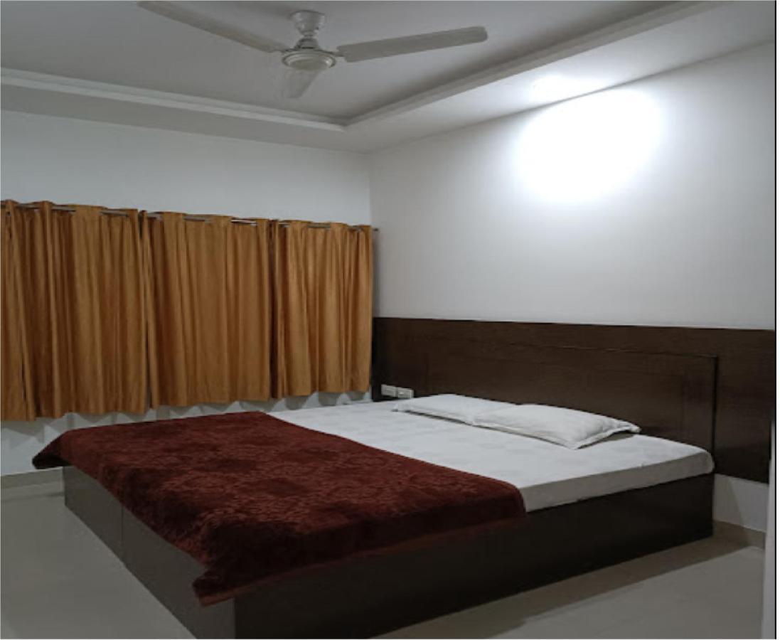 Supreme Guest House By Wb Inn Agra  Kültér fotó